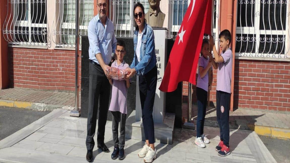 100. Yılında Cumhuriyet Konulu Resim Yarışması